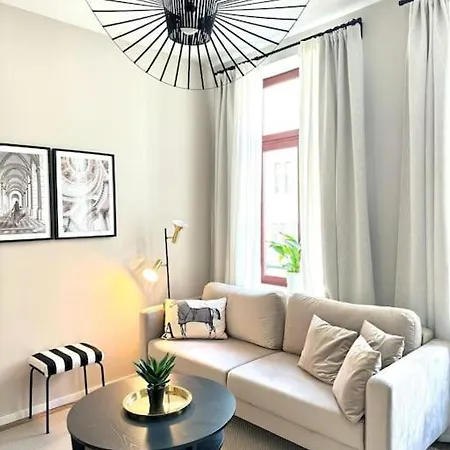 Apartment Cosmopolitan *